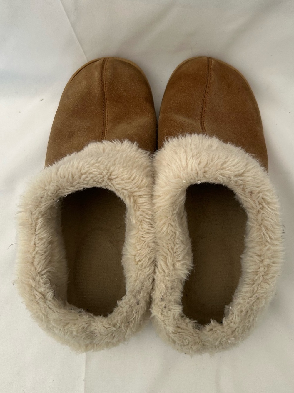 Clarks Harmoni Brown Suede Slippers with Cream Faux-Fur Collar